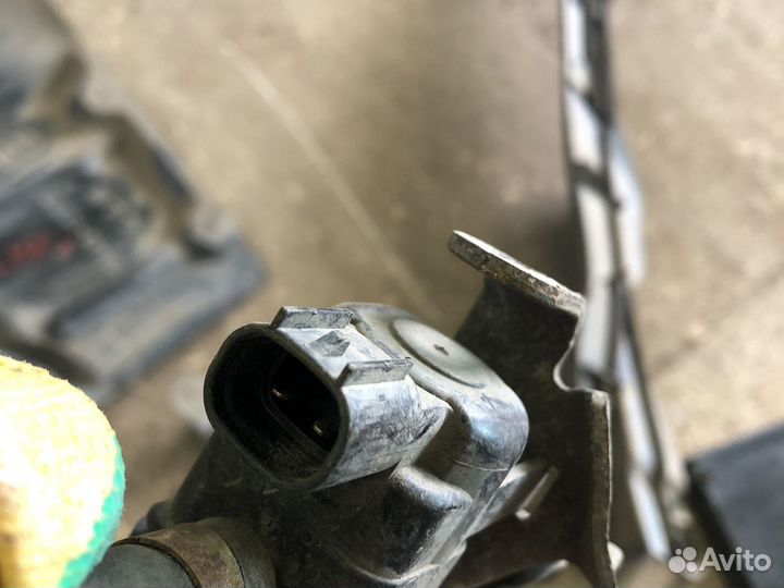 Клапан вакуумный Toyota Corolla E150