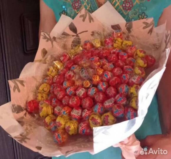 Букет из чупа-чупсов