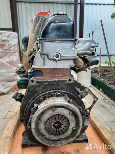 Двигатель 2106