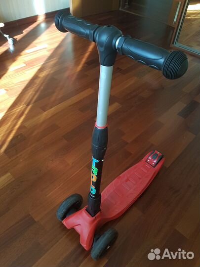 Самокат Trolo Rapid