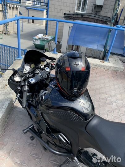 Мотошлем Scorpion Exo-1400