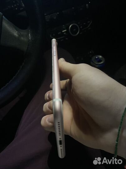 Телефон iPhone 7 plus 32гб