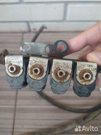 Топливная рампа с форсунками гбо