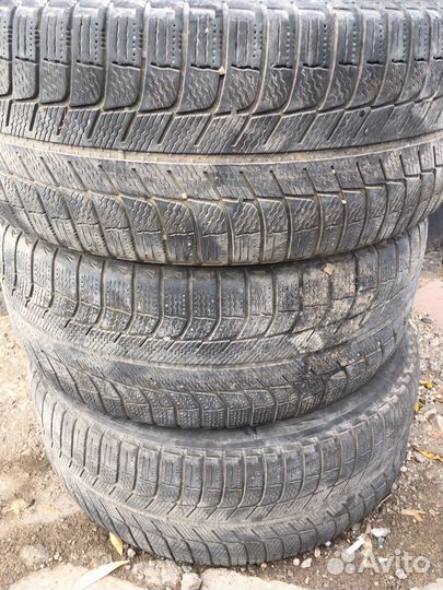Michelin X-Ice XI3 225/45 R18