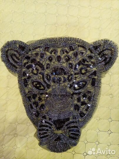 Нашивки-термонаклейки для одежды со стразами