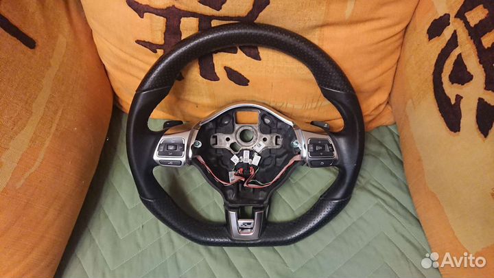 Мультируль vw r-line с подрулевыми лепестками