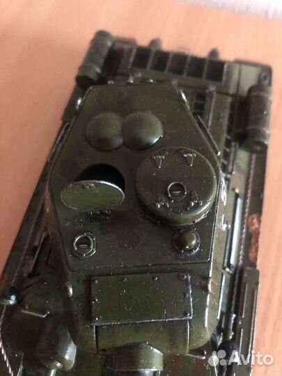 Готовая сборная модель танка T-34-85 Масштаба 1к35