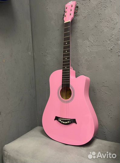 Гитара новая