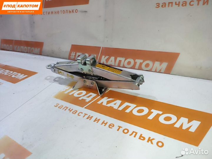 Домкрат Toyota Corolla 10 (E140/E150) рест. 2012