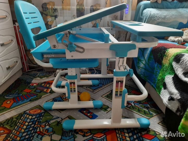 Растущая парта + стульчик для школьника fundesk