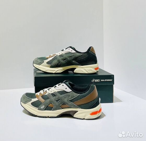 Кроссовки asics