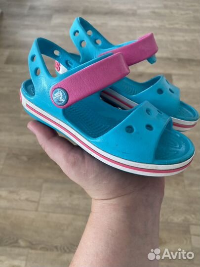 Сандалии crocs c9 для девочки
