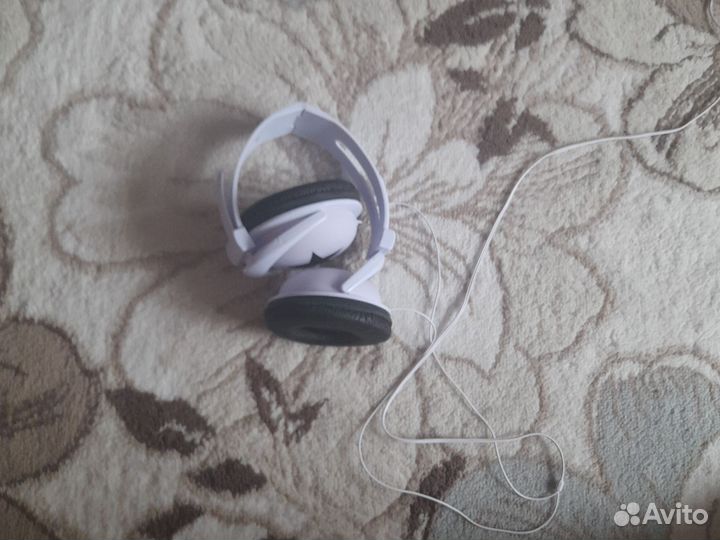 Наушники новые почти что игровые но они для работы