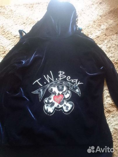 Спортивный костюм