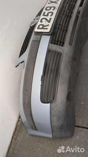 Бампер передний Volkswagen Passat 5