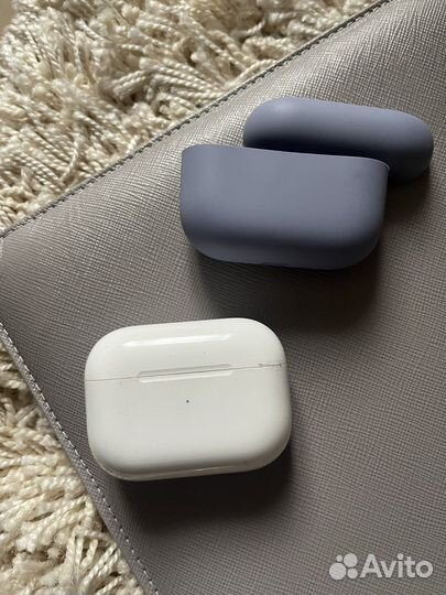 Apple airpods pro