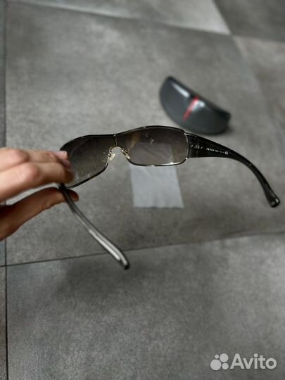 Солнцезащитные очки Prada оригинал