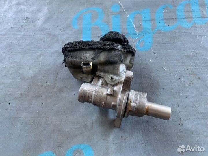 Тормозной цилиндр Infiniti Ex35 I (S50) VQ35 2008