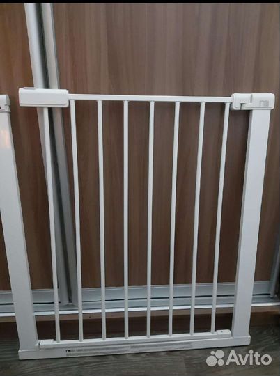 Оградительная калитка для детей и животных