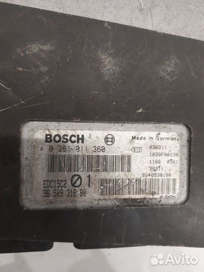 Эбу двигателя Peugeot 406 2.2 HDI 0281011360