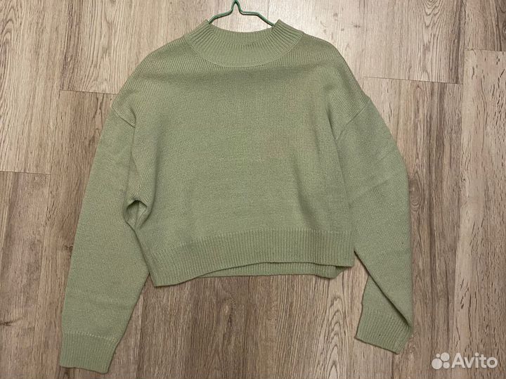 Свитер