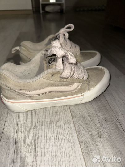 Vans knu skool дутыши