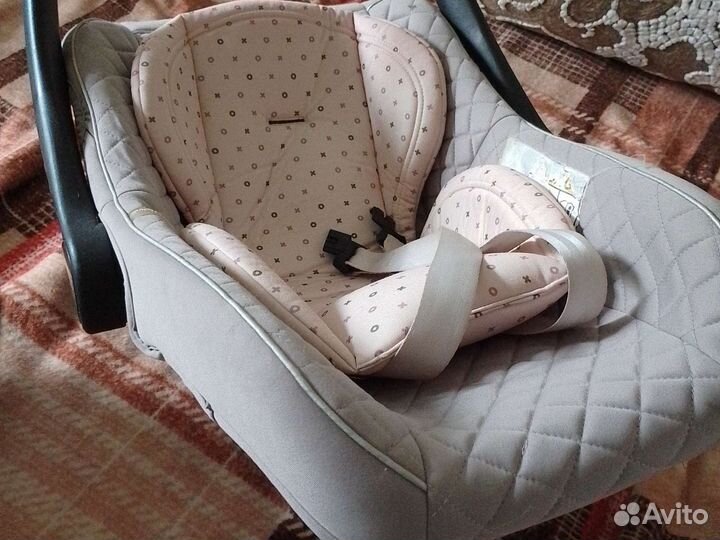 Детское автокресло от 0 до 1,5-2 лет