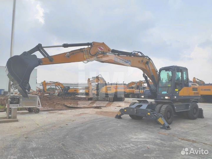 Колёсный экскаватор XCMG XE180WD, 2024