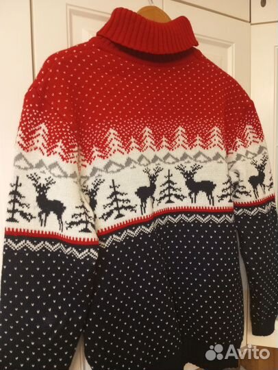 Свитер под горло мужской