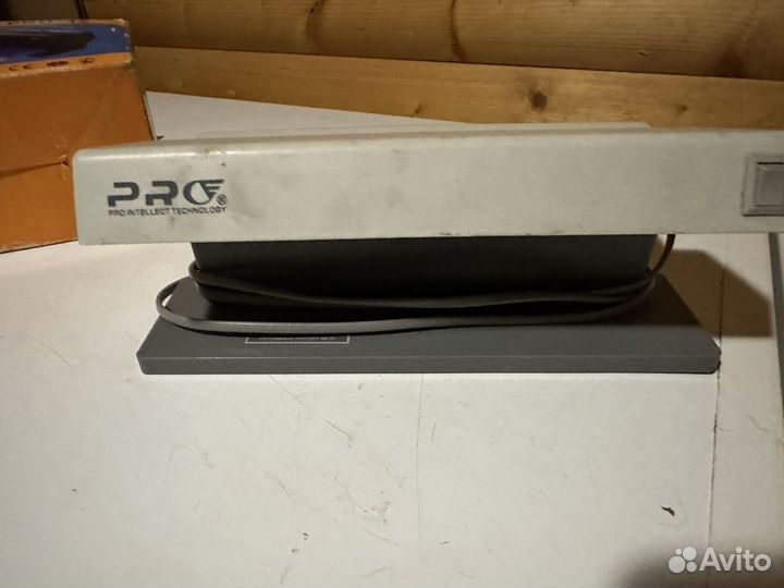 Ультрафиолетовая лампа