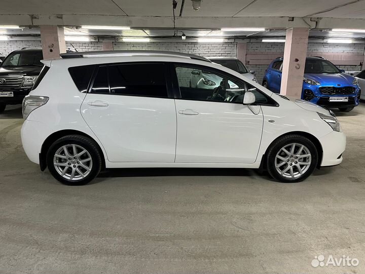 Toyota Verso 1.8 CVT, 2011, 133 900 км