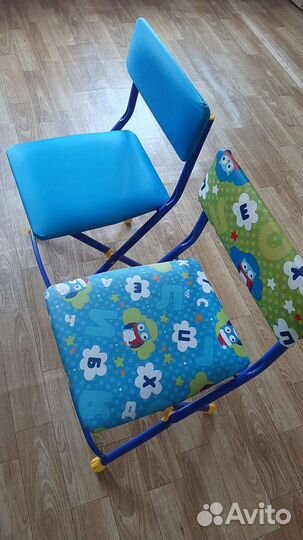 Детский стол со стульями