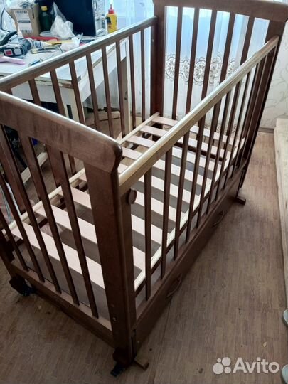 Детская кроватка