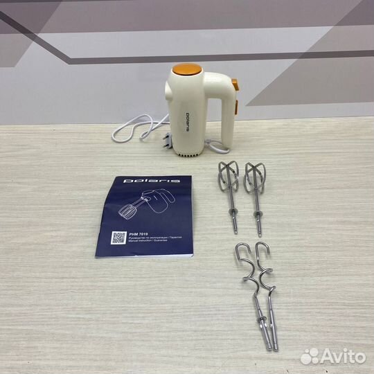 Миксер Polaris PHM 7019 бежевый