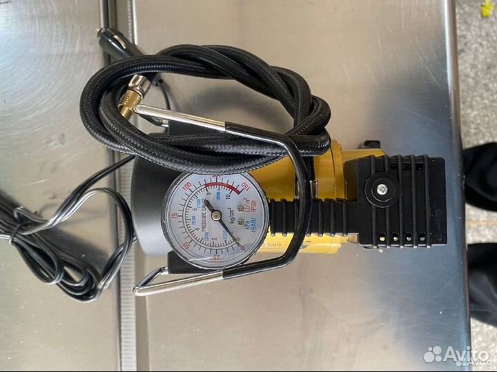 Насос автомобильный компрессор