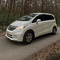 Honda Freed 1.5 CVT, 2012, 128 000 км, с пробегом, цена 1 160 000 руб.