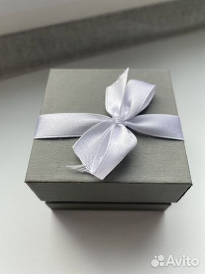 Swarovski кольцо