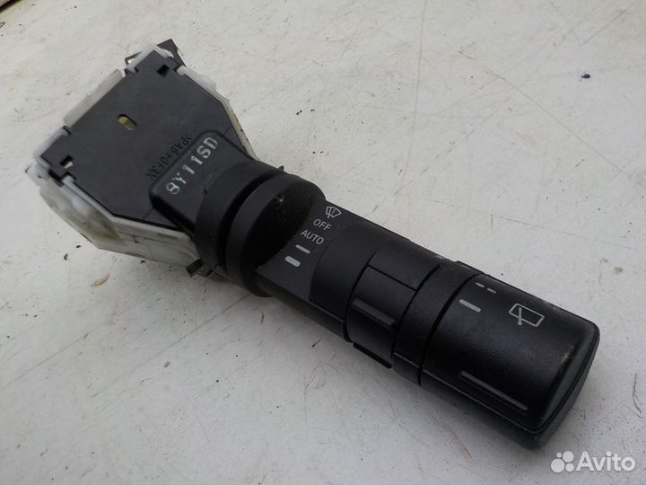 Переключатель подрулевой Nissan Qashqai 2006
