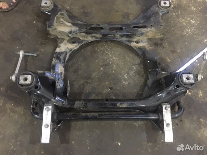 Подрамник Порше Кайенн 955 Q7