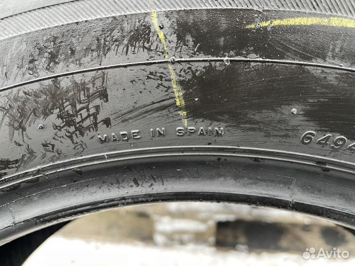 Bridgestone Blizzak LM-80 Evo 235/65 R17