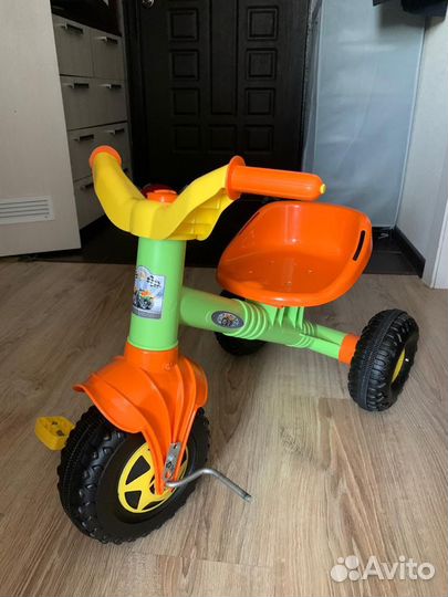 Детский трехколесный велосипед