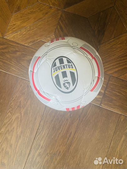 Мяч футбольный ювентус