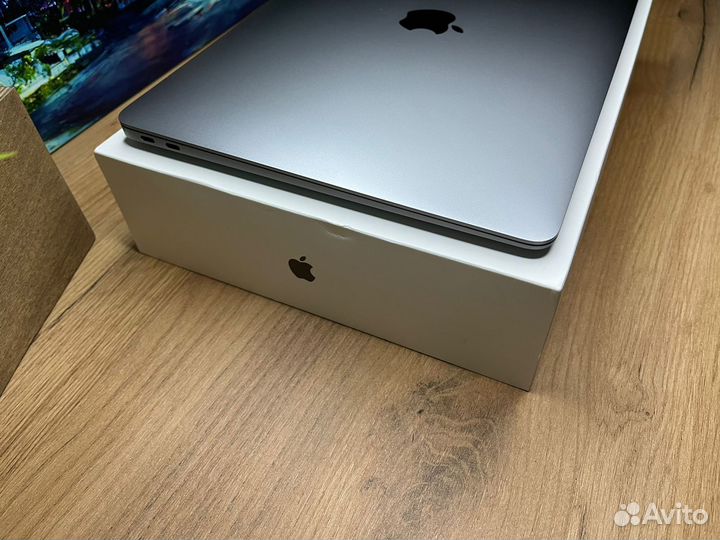 Macbook air 13 m1 2023 Классный