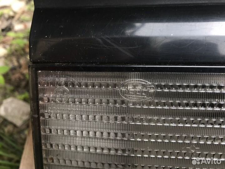 Фонарь задний левый Volkswagen Passat B3 1988-1997