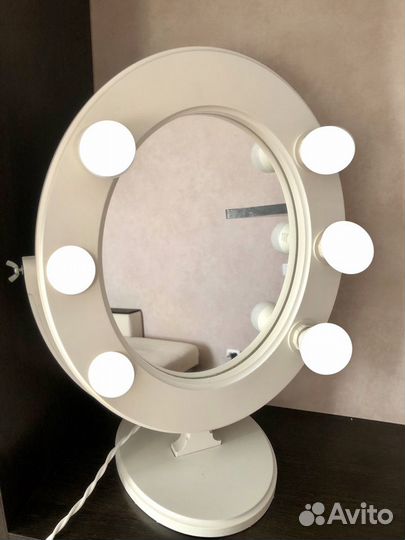 Зеркало настольное с подсветкой для макияжа