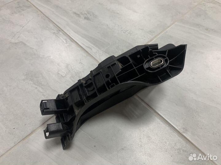 Педаль газа Tiguan 1