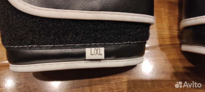 Перчатки боксерские