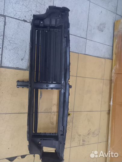 Передняя панель Volvo S90