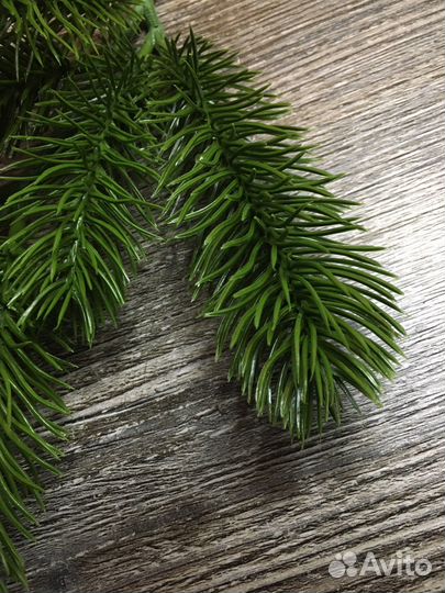 Ветки ели искусственные, еловая ветка 40см