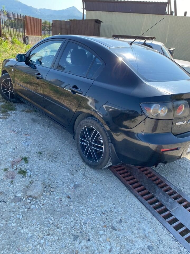 Mazda 3: фото владельца